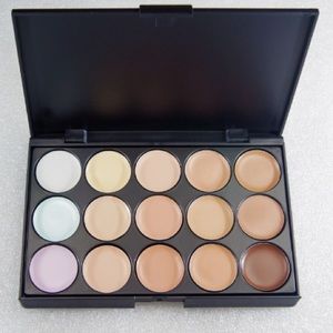 Brand new Concealer & contouring palate