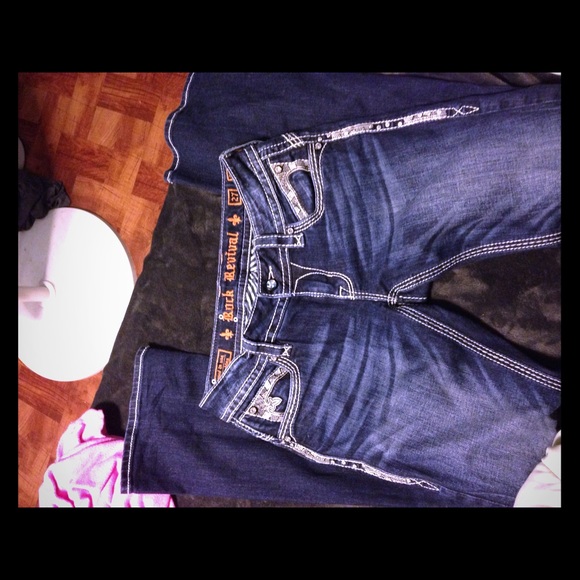 SOLD - Picture 1 of 2