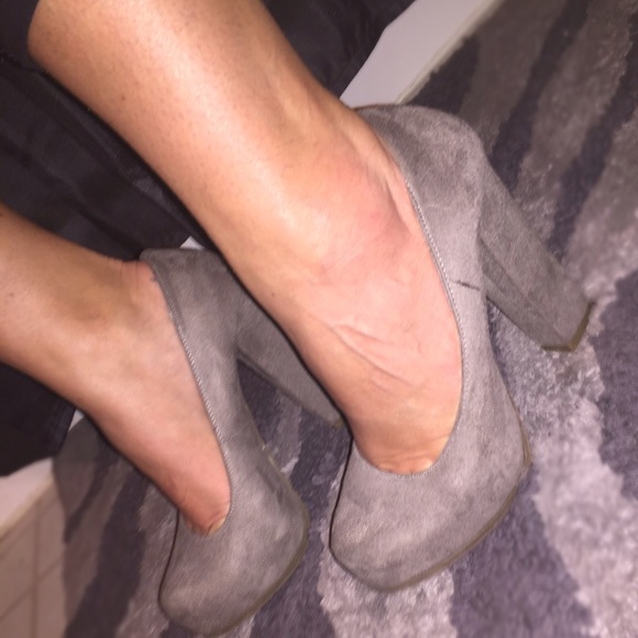 Gray heels