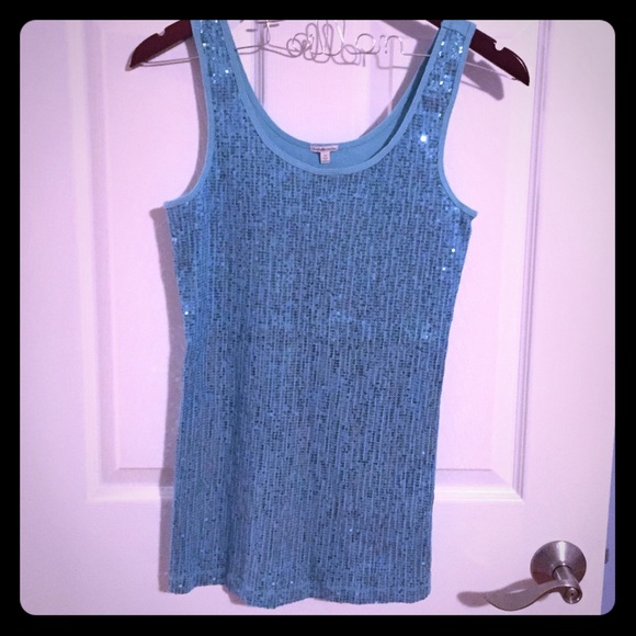 Sequin blue tank. Excellent condition !