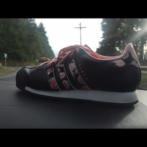 Floral Adidas Originals Samoa Limited Edition