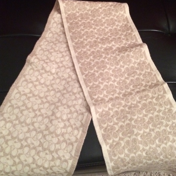 Coach Wool Scarf Small Logo Gold and Cream