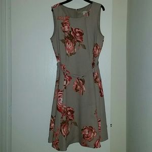 Eva Mendes floral dress