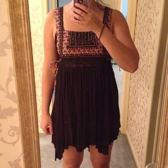 Free People Black & Red Patterned Tunic/Dress - Picture 3 of 3