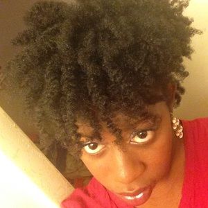 Meet your Posher, Tiara