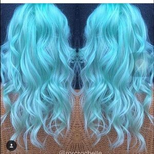 Meet your Posher, Ashley