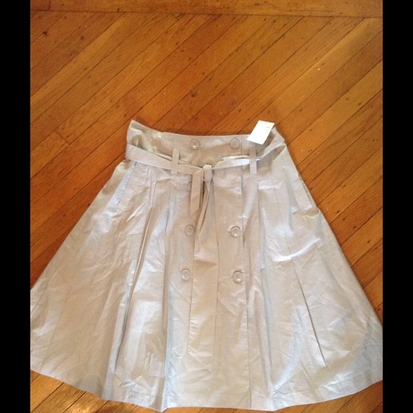 H&M Pleated Skirt NWT Size 8