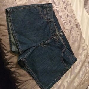 Old navy shorts