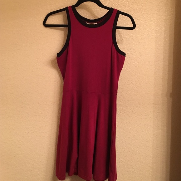 Short burgundy dress