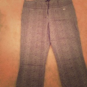 NEw with out tags Express capris!!