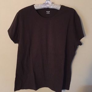 Brown tee