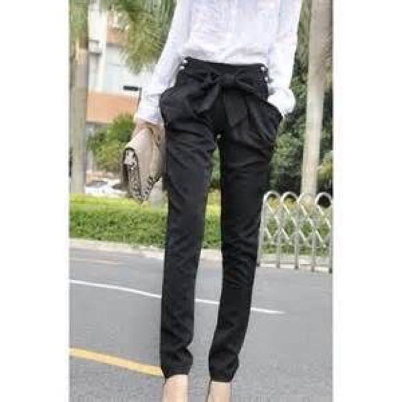 Pants - 1 Hour Sale! Black Bow Harem Pants