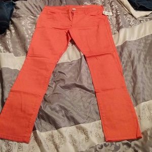 NWT Coral color Arizona super skinny jeans