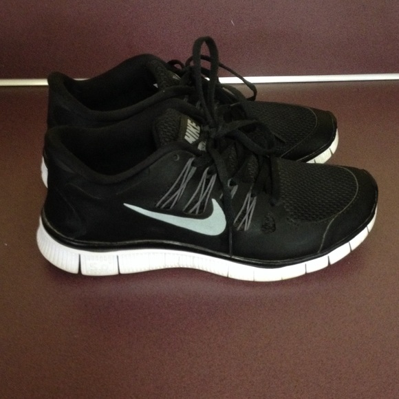 Black nike free 5.0 size 6.5