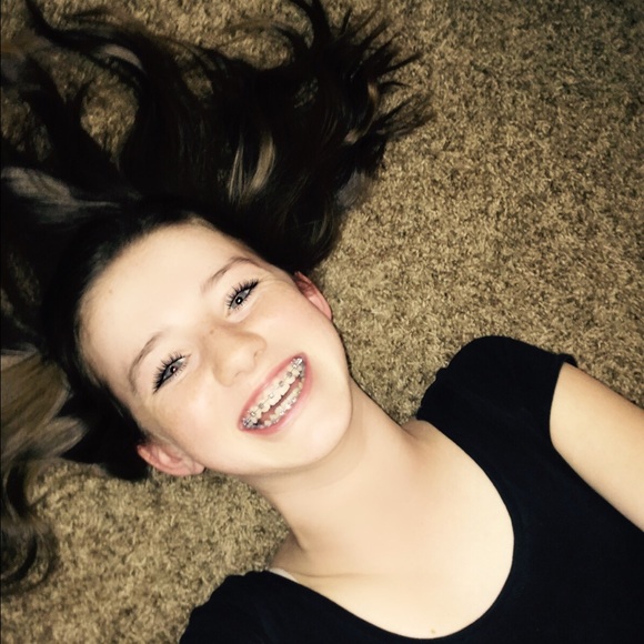 Meet your Posher, Isabelle - Picture 1 of 1