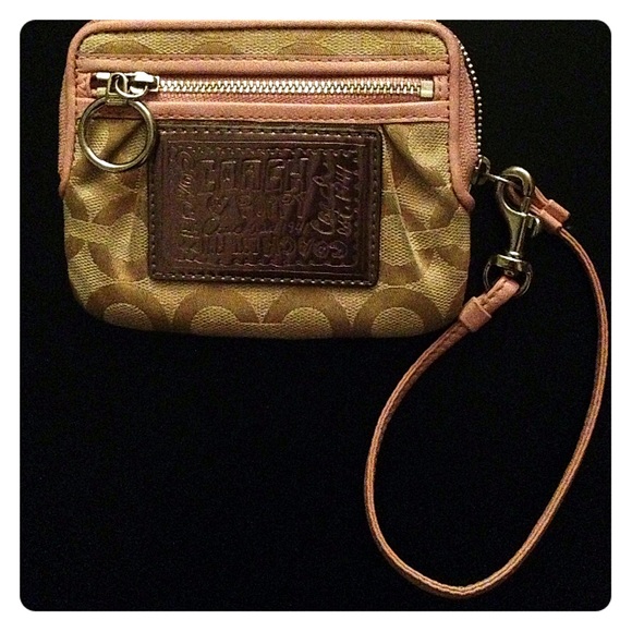 Coach poppy wristlet