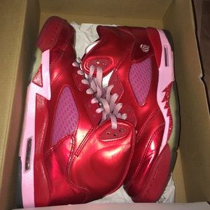 Retro Jordan Valentine day sneakers