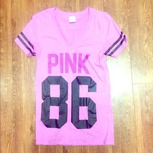 VS PINK tee