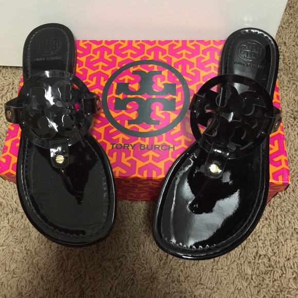 Tory Burch - Miller Blk Patent - like new! SZ 10