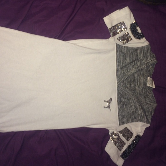 White and grey , pink tee