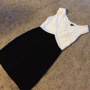 Adrianna Papell formal body con dress