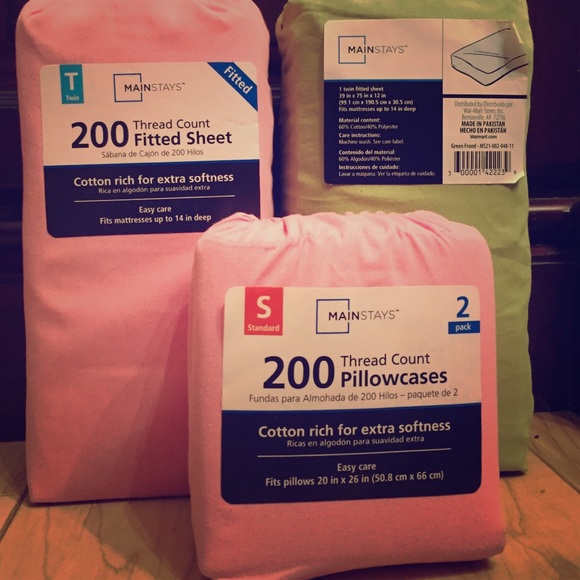 Fitted Sheets and Pillow Cases