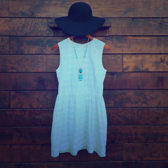 Classic GAP white sundress