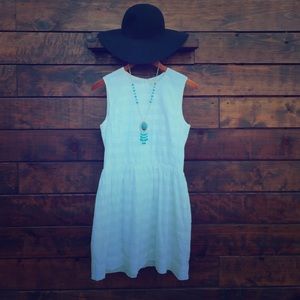 Classic GAP white sundress