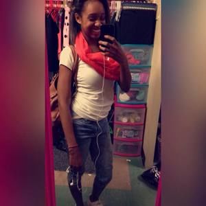 Meet your Posher, Alize