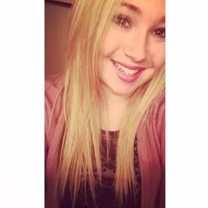 Meet your Posher, Hallie