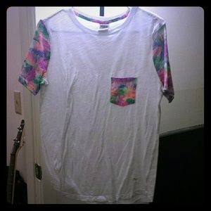 NWOT Pink Victorias Secret tee