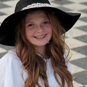 Meet your Posher, Bella