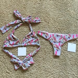 Brand new ACACIA plumeria top & Hookipa bottom 🌸