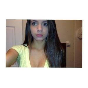 Meet your Posher, Brittany