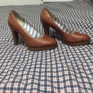 Maurices high heel shoes size 8.