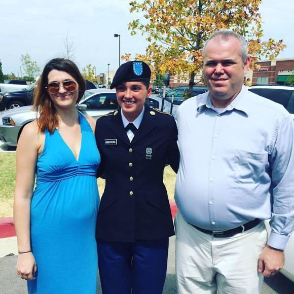 Meet your Posher, Caitlin - Picture 1 of 1