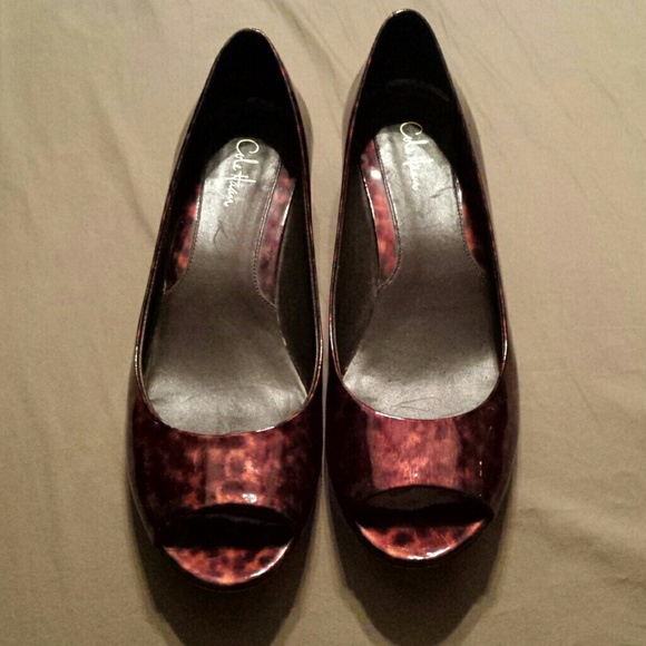 Cole Haan  peep toe low wedges  awesome  8m