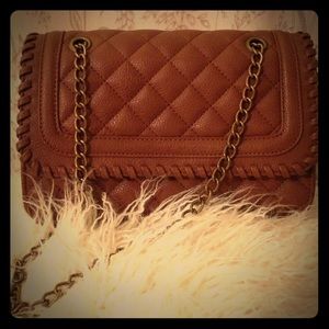 Quilted Chain Strap Shoulder Bag