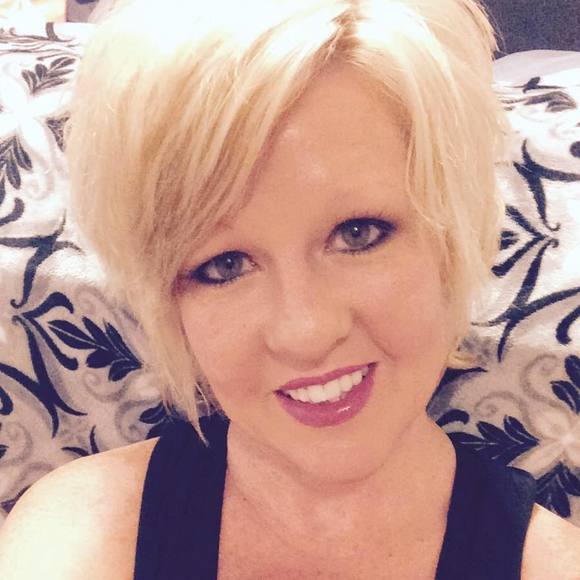 Meet your Posher, Cindy