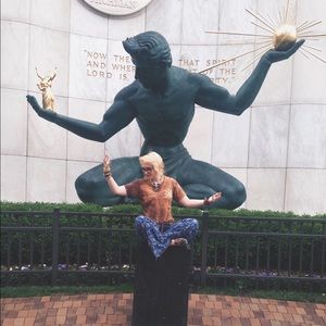 Meet your Posher, Rebecca