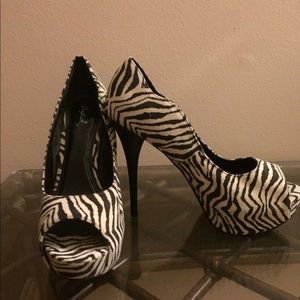 Zebra heels