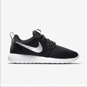 Roshe Runs✔️ Women's 8 (relisted)