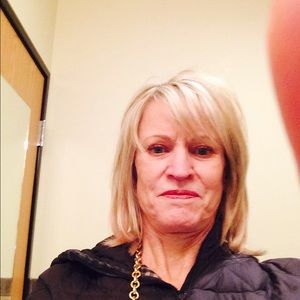 Meet your Posher, Diane