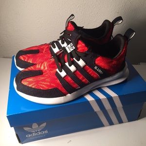 Adidas Red SL LOOP