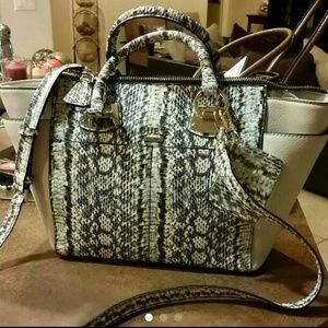 SOLD Guess purse