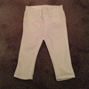 Brand new never worn Baby Gap white skinny jeans
