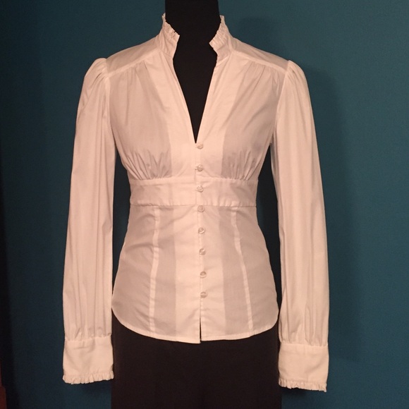 To the Max Button-up, V-Neck shirt Sz Small