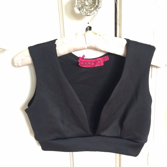 Bralette/ Crop top - Deep V neck line