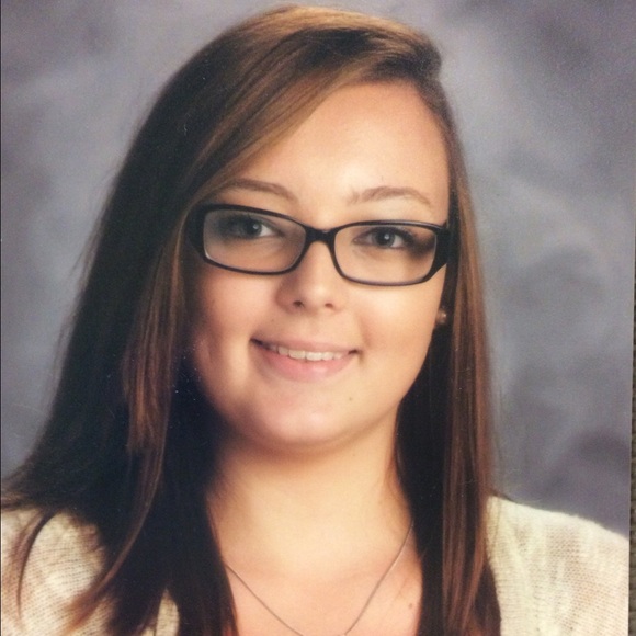 Meet your Posher, Tess - Picture 1 of 1