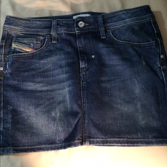 Diesel mini denim skirt - size 28